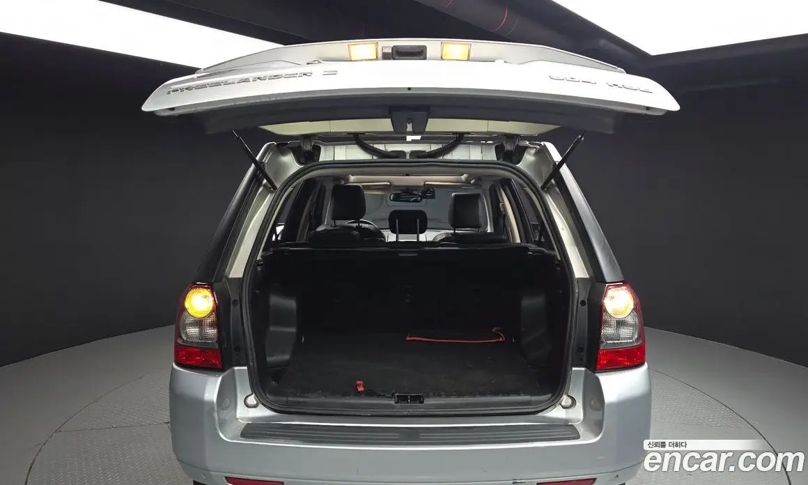 Land Rover Freelander 2012 2.2 автомат (гидро), фото 20 Land Rover Freelander 2012 2.2 автомат (гидро), фото 20