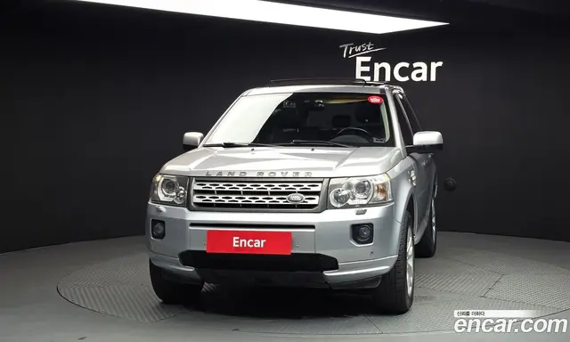 Land Rover Freelander 2012 2.2 автомат (гидро), миниатюра 3 Land Rover Freelander 2012 2.2 автомат (гидро), миниатюра 3