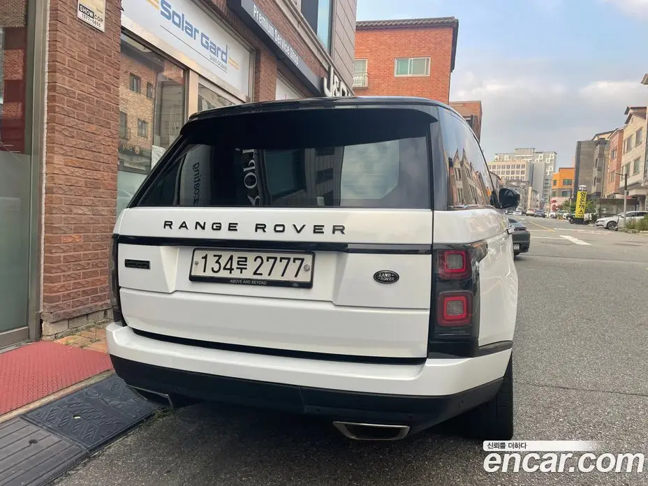 Land Rover Range Rover 2014 5.0 автомат (гидро), фото 3 Land Rover Range Rover 2014 5.0 автомат (гидро), фото 3