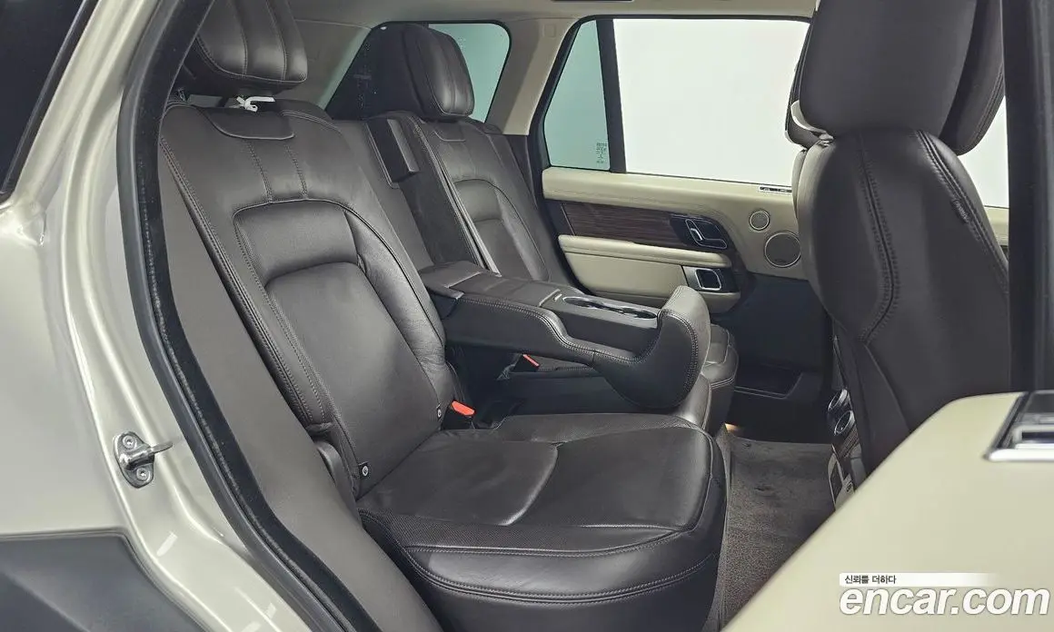 Land Rover Range Rover 2018 4.4 автомат (гидро), фото 12 Land Rover Range Rover 2018 4.4 автомат (гидро), фото 12