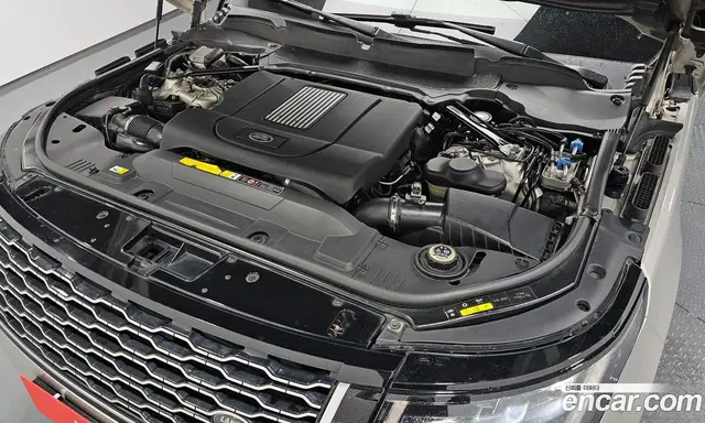 Land Rover Range Rover 2018 4.4 автомат (гидро), миниатюра 6 Land Rover Range Rover 2018 4.4 автомат (гидро), миниатюра 6