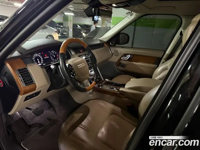 Land Rover Range Rover 2020 4.4 автомат (гидро), миниатюра 7