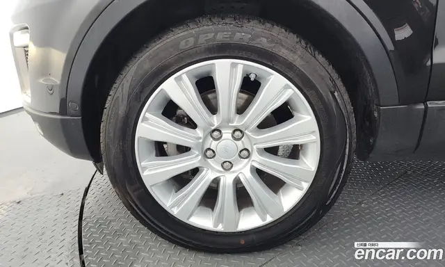 Land Rover Range Rover Evoque 2017 2.0 автомат (гидро), миниатюра 5 Land Rover Range Rover Evoque 2017 2.0 автомат (гидро), миниатюра 5