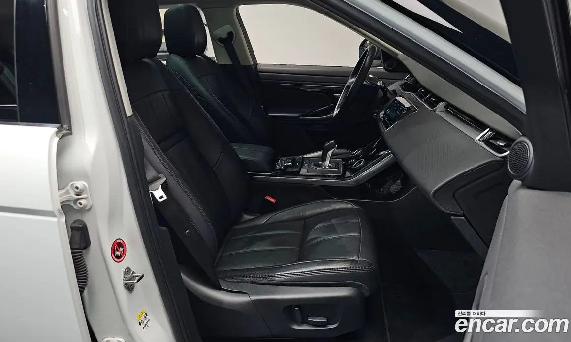 Land Rover Range Rover Evoque 2019 2.0 автомат (гидро), фото 15 Land Rover Range Rover Evoque 2019 2.0 автомат (гидро), фото 15