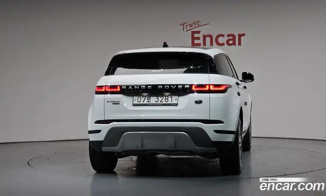 Land Rover Range Rover Evoque 2019 2.0 автомат (гидро), миниатюра 3 Land Rover Range Rover Evoque 2019 2.0 автомат (гидро), миниатюра 3