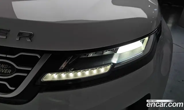 Land Rover Range Rover Evoque 2019 2.0 автомат (гидро), миниатюра 7 Land Rover Range Rover Evoque 2019 2.0 автомат (гидро), миниатюра 7