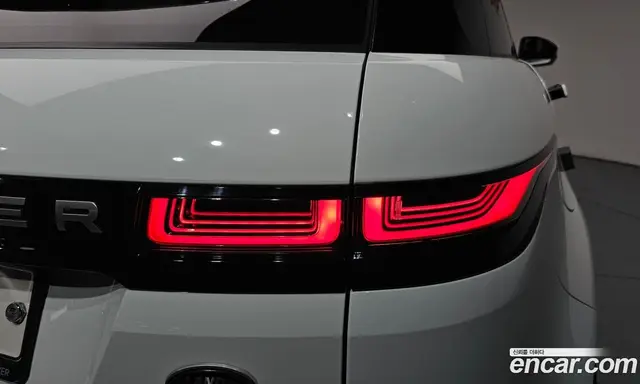 Land Rover Range Rover Evoque 2019 2.0 автомат (гидро), миниатюра 8 Land Rover Range Rover Evoque 2019 2.0 автомат (гидро), миниатюра 8