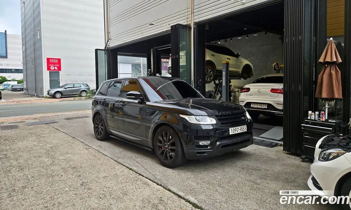 Land Rover Range Rover Sport 2016 3.0 автомат (гидро), фото 9 Land Rover Range Rover Sport 2016 3.0 автомат (гидро), фото 9