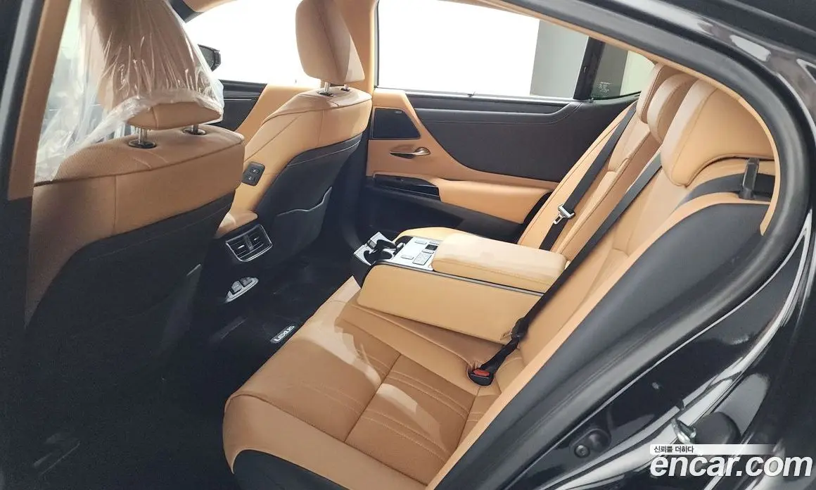 Lexus ES 2024 2.5 автомат (гидро), фото 28