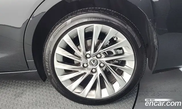 Lexus ES 2024 2.5 автомат (гидро), миниатюра 7