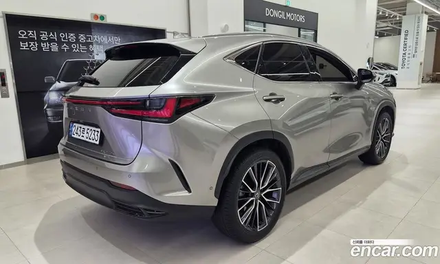 Lexus NX 2025 2.5 автомат (вариатор), миниатюра 2