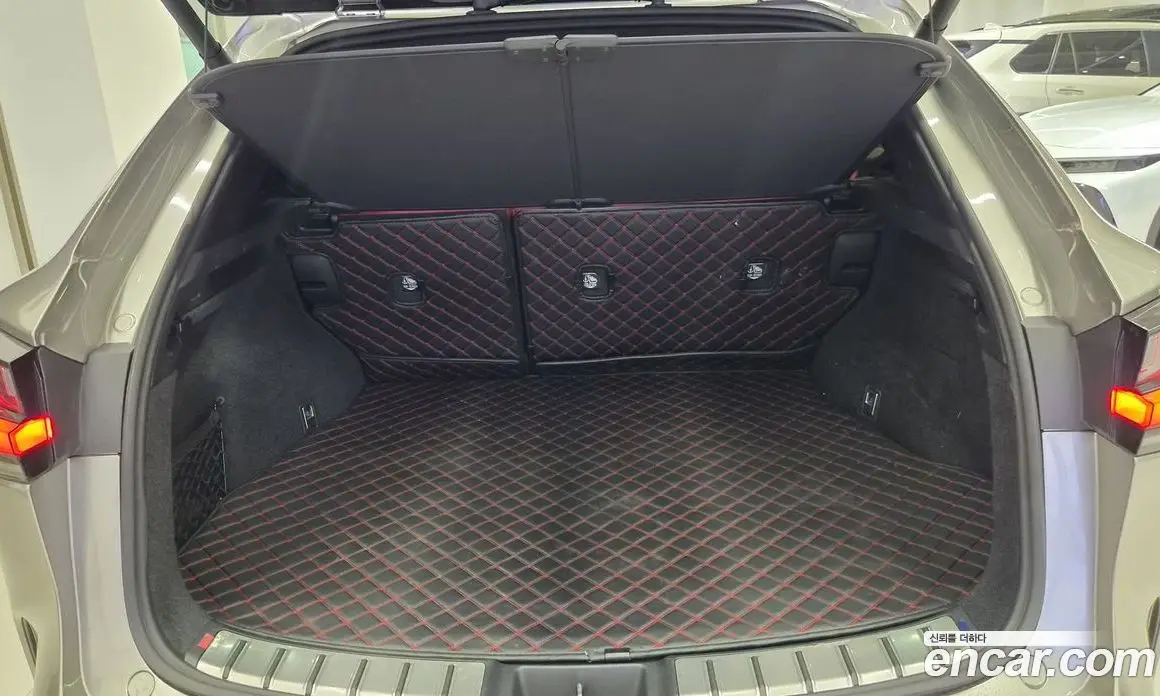 Lexus NX 2025 2.5 автомат (вариатор), фото 17
