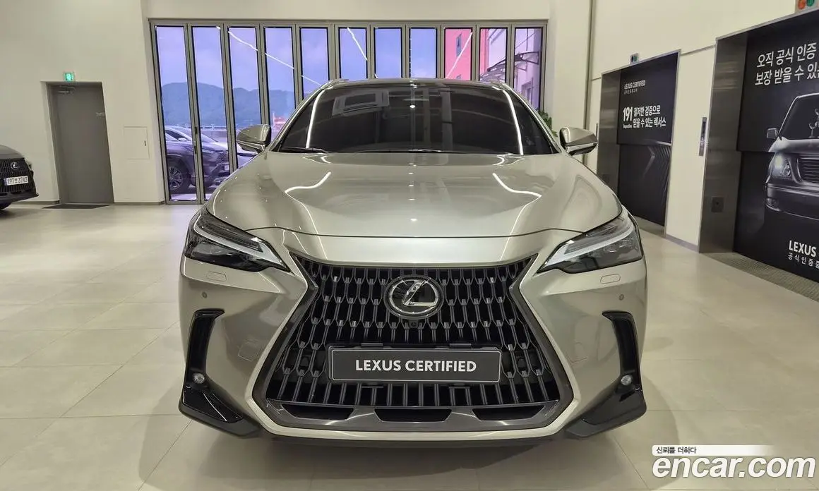 Lexus NX 2025 2.5 автомат (вариатор), фото 3