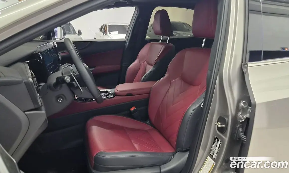 Lexus NX 2025 2.5 автомат (вариатор), фото 10