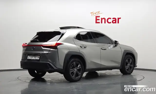 Lexus UX 2020 2.0 автомат (гидро), миниатюра 2 Lexus UX 2020 2.0 автомат (гидро), миниатюра 2