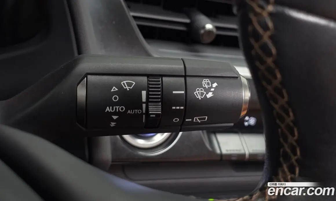 Lexus UX 2020 2.0 автомат (гидро), фото 19 Lexus UX 2020 2.0 автомат (гидро), фото 19