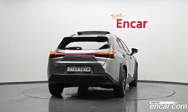 Lexus UX 2020 2.0 автомат (гидро), миниатюра 4 Lexus UX 2020 2.0 автомат (гидро), миниатюра 4