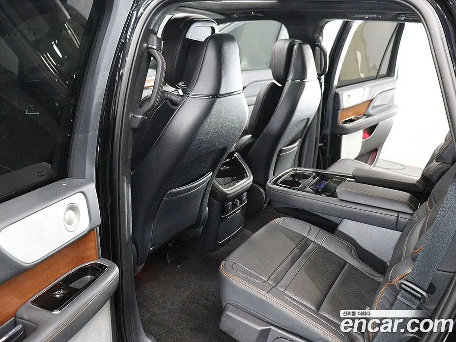 Lincoln Navigator 2023 3.5 автомат (гидро), фото 11 Lincoln Navigator 2023 3.5 автомат (гидро), фото 11