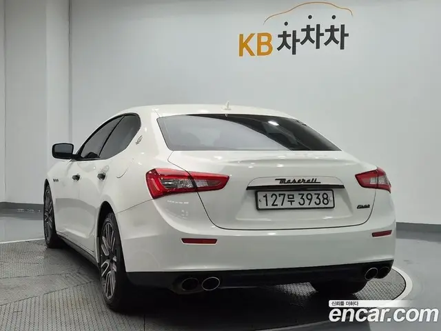 Maserati Ghibli 2016 3.0 автомат (гидро), миниатюра 3 Maserati Ghibli 2016 3.0 автомат (гидро), миниатюра 3
