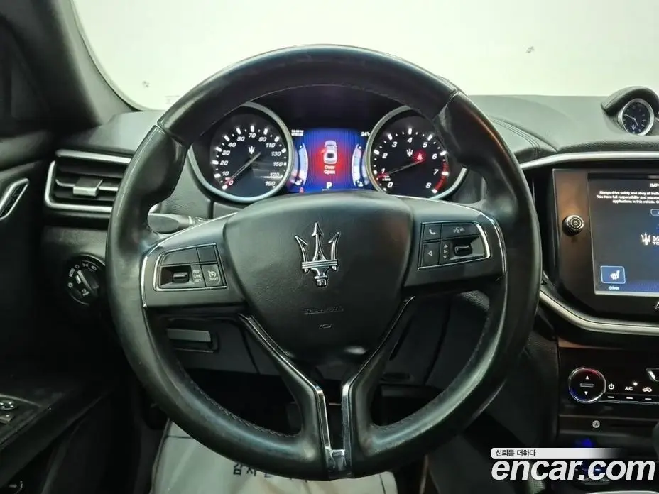 Maserati Ghibli 2016 3.0 автомат (гидро), фото 6 Maserati Ghibli 2016 3.0 автомат (гидро), фото 6