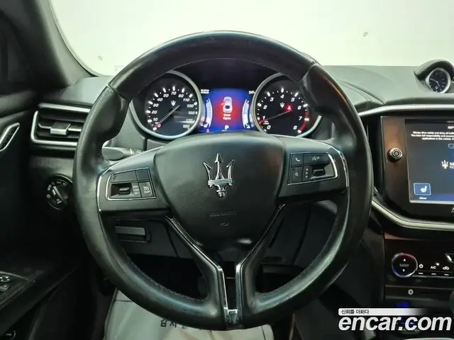 Maserati Ghibli 2016 3.0 автомат (гидро), миниатюра 6 Maserati Ghibli 2016 3.0 автомат (гидро), миниатюра 6