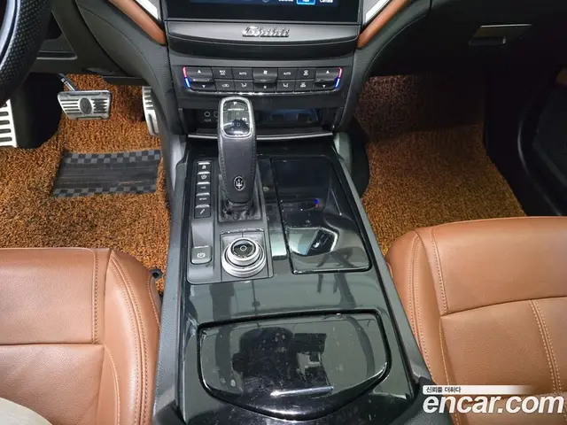 Maserati Ghibli 2019 3.0 автомат (гидро), миниатюра 12