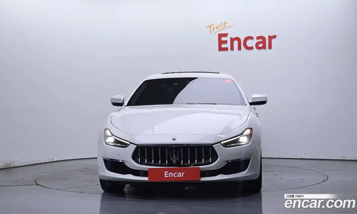 Maserati Ghibli 2022 2.0 автомат (гидро), фото 3 Maserati Ghibli 2022 2.0 автомат (гидро), фото 3