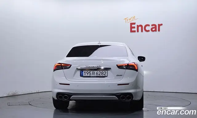Maserati Ghibli 2022 2.0 автомат (гидро), миниатюра 4 Maserati Ghibli 2022 2.0 автомат (гидро), миниатюра 4