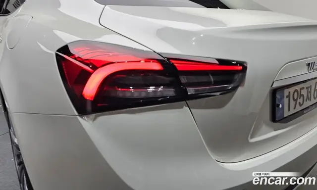 Maserati Ghibli 2022 2.0 автомат (гидро), миниатюра 9 Maserati Ghibli 2022 2.0 автомат (гидро), миниатюра 9