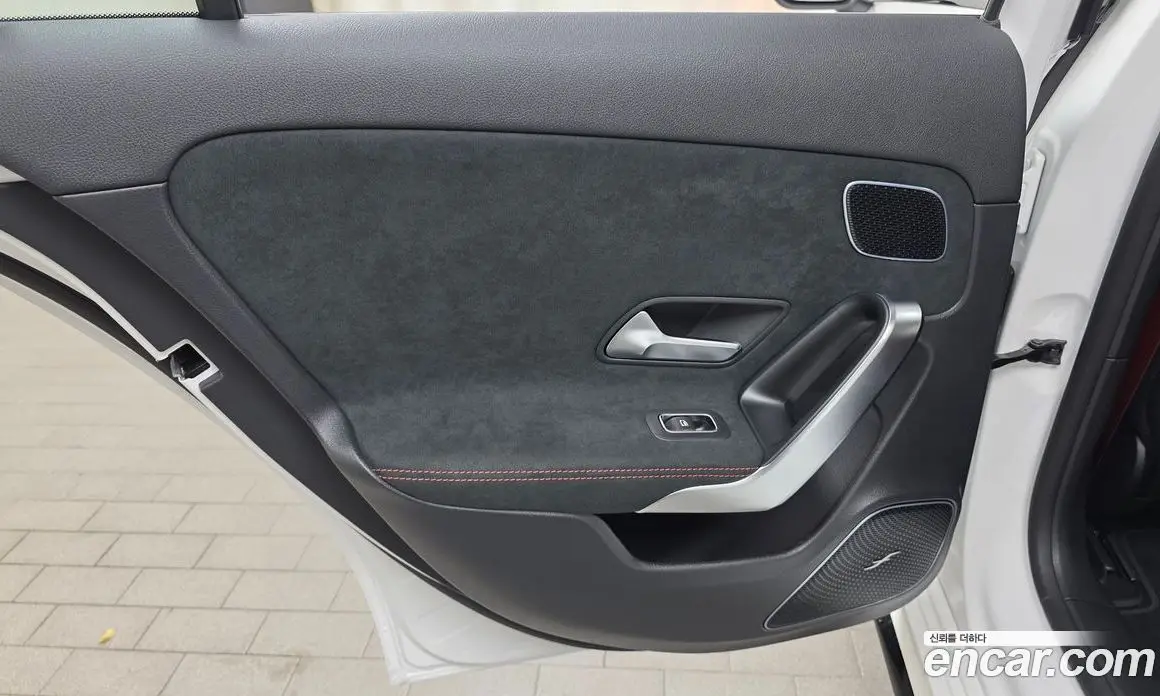 Mercedes-Benz A-Class 2025 2.0 автомат (гидро), фото 14 Mercedes-Benz A-Class 2025 2.0 автомат (гидро), фото 14