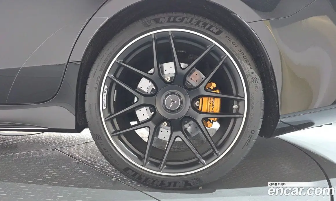 Mercedes-Benz AMG GT 2020 4.0 автомат (гидро), фото 6 Mercedes-Benz AMG GT 2020 4.0 автомат (гидро), фото 6