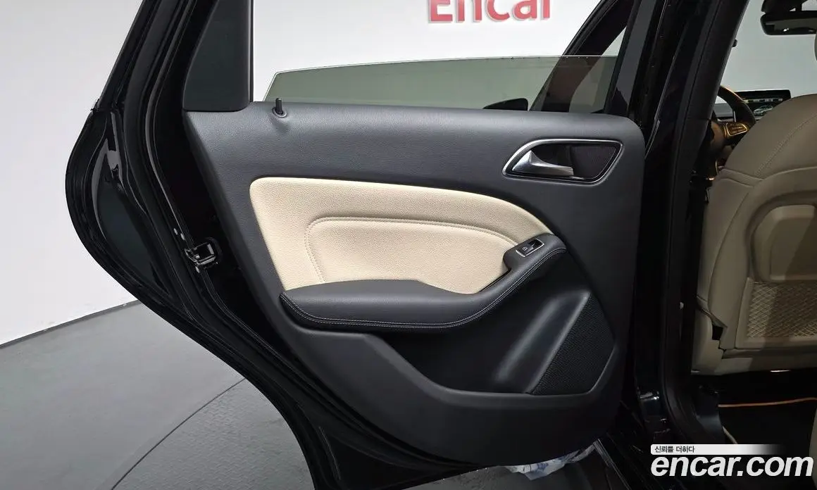 Mercedes-Benz B-Class 2018 2.0 автомат (гидро), фото 14 Mercedes-Benz B-Class 2018 2.0 автомат (гидро), фото 14