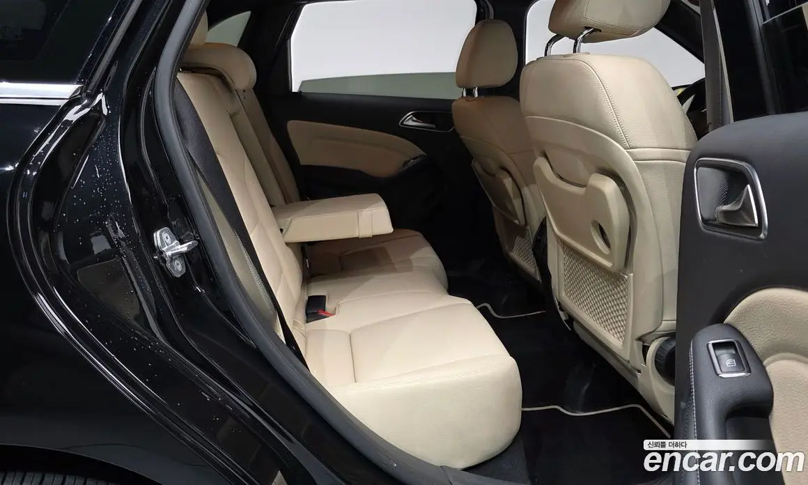 Mercedes-Benz B-Class 2018 2.0 автомат (гидро), фото 16 Mercedes-Benz B-Class 2018 2.0 автомат (гидро), фото 16