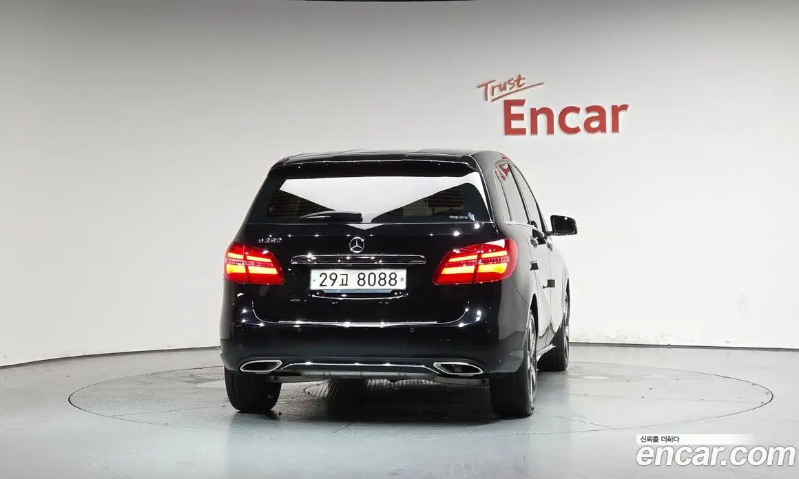 Mercedes-Benz B-Class 2018 2.0 автомат (гидро), фото 3 Mercedes-Benz B-Class 2018 2.0 автомат (гидро), фото 3