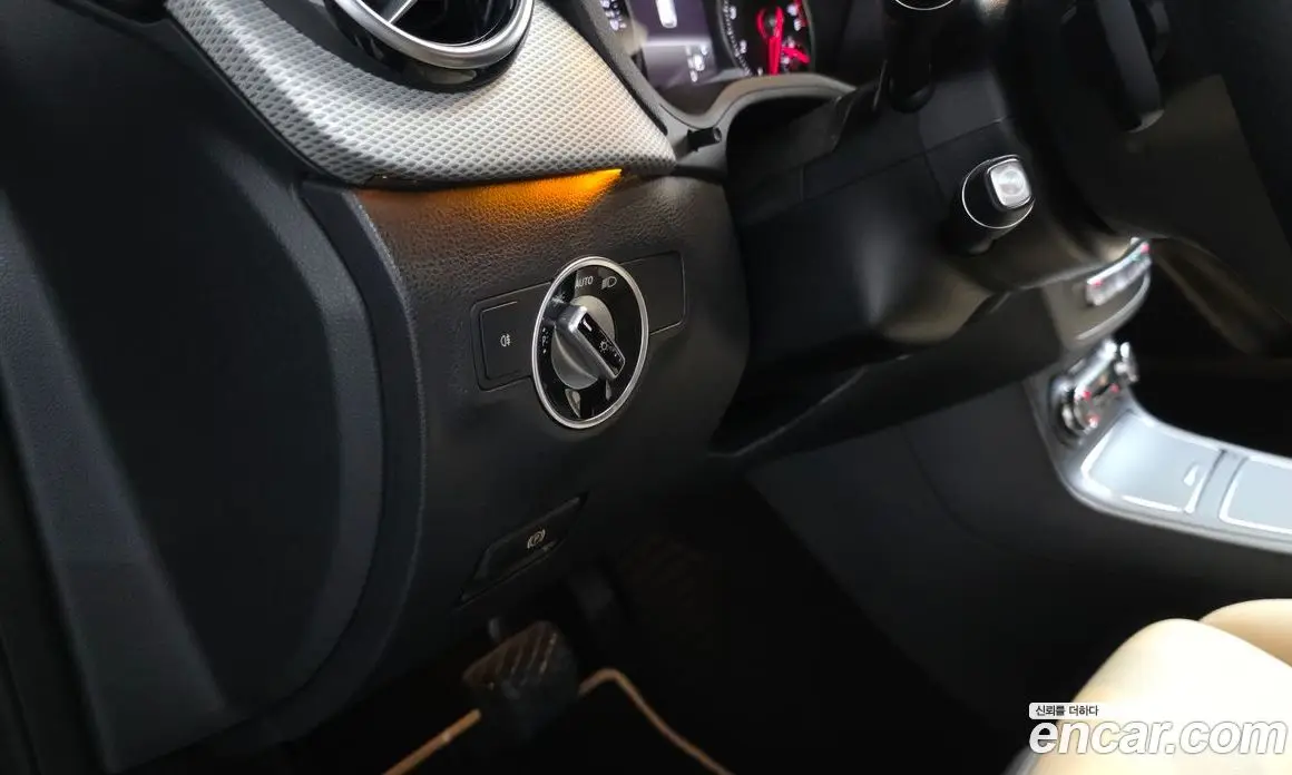 Mercedes-Benz B-Class 2018 2.0 автомат (гидро), фото 30 Mercedes-Benz B-Class 2018 2.0 автомат (гидро), фото 30