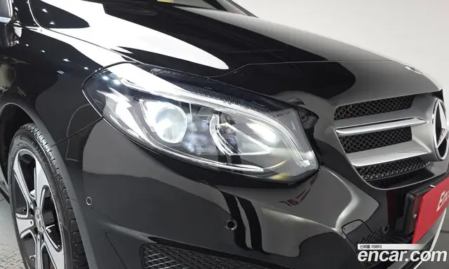 Mercedes-Benz B-Class 2018 2.0 автомат (гидро), миниатюра 7 Mercedes-Benz B-Class 2018 2.0 автомат (гидро), миниатюра 7