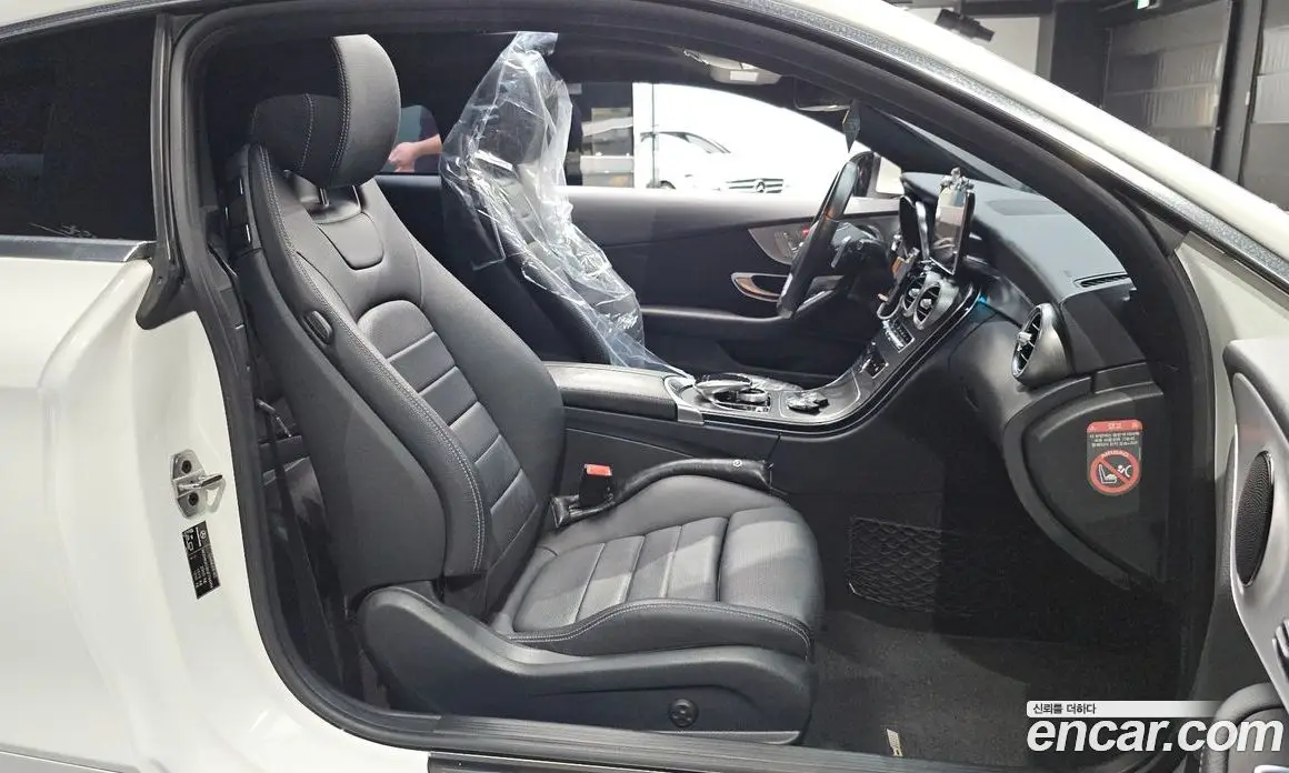 Mercedes-Benz C-Class 2018 2.0 автомат (гидро), фото 18 Mercedes-Benz C-Class 2018 2.0 автомат (гидро), фото 18