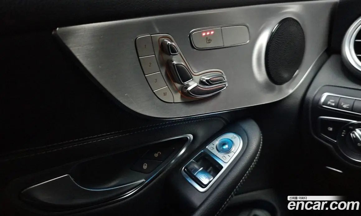 Mercedes-Benz C-Class 2018 2.0 автомат (гидро), фото 29 Mercedes-Benz C-Class 2018 2.0 автомат (гидро), фото 29