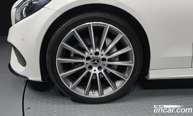 Mercedes-Benz C-Class 2018 2.0 автомат (гидро), миниатюра 5 Mercedes-Benz C-Class 2018 2.0 автомат (гидро), миниатюра 5