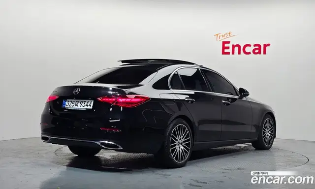 Mercedes-Benz C-Class 2023 2.0 автомат (гидро), миниатюра 2