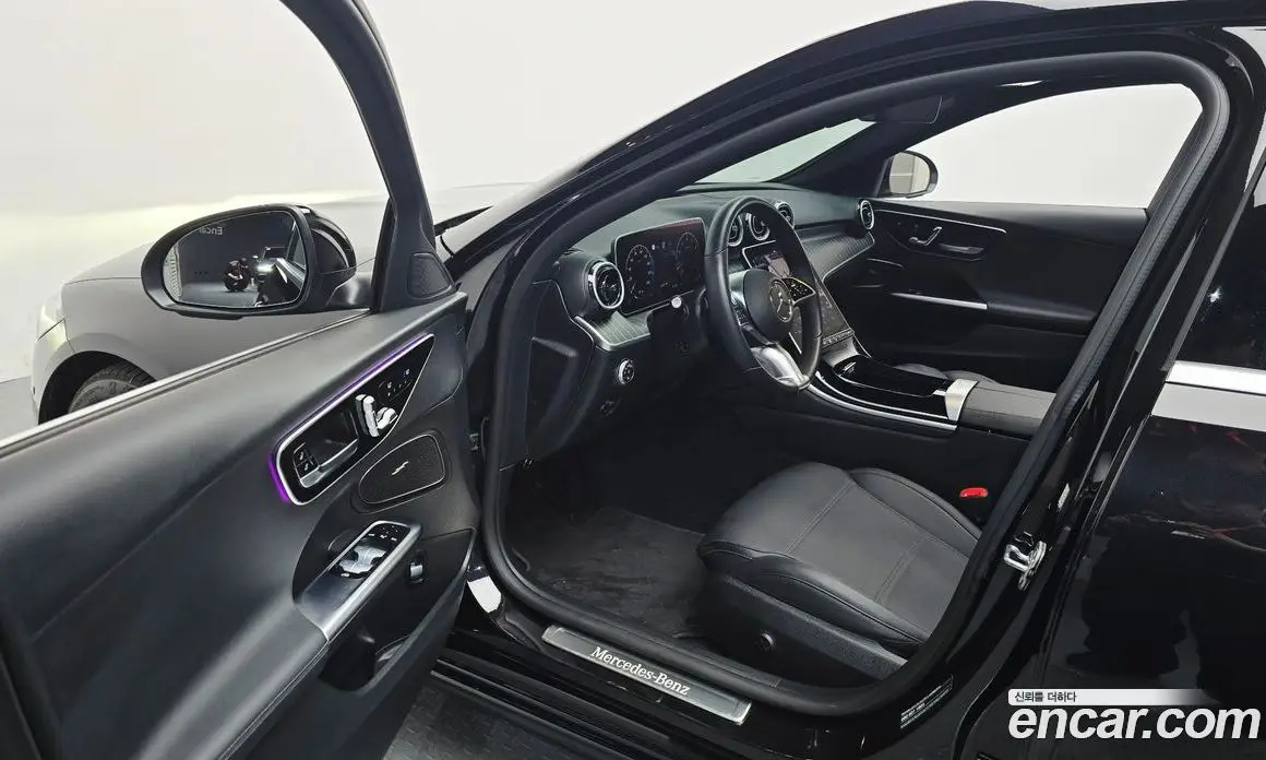 Mercedes-Benz C-Class 2023 2.0 автомат (гидро), фото 13