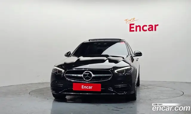 Mercedes-Benz C-Class 2023 2.0 автомат (гидро), миниатюра 3