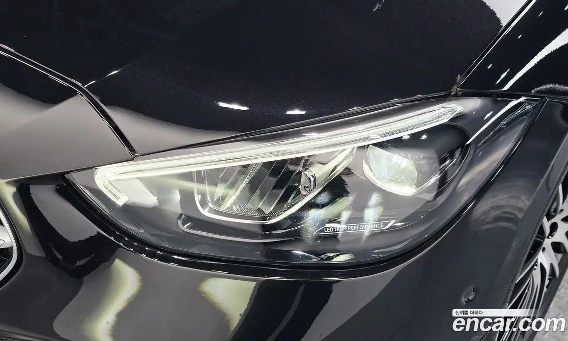 Mercedes-Benz C-Class 2023 2.0 автомат (гидро), фото 8