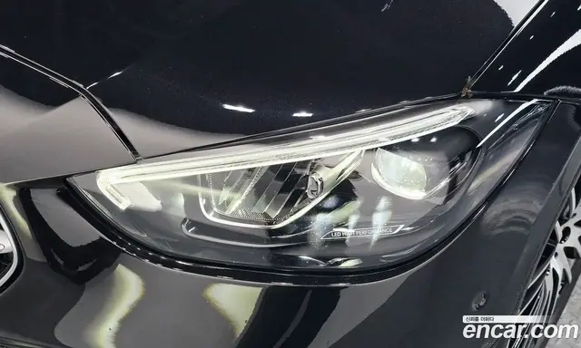 Mercedes-Benz C-Class 2023 2.0 автомат (гидро), миниатюра 8