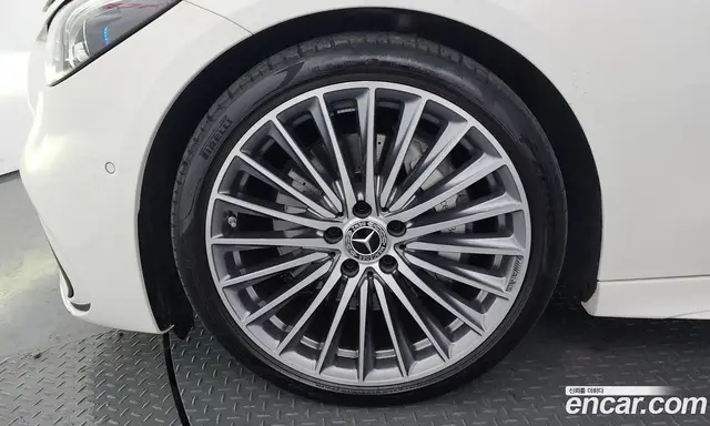 Mercedes-Benz C-Class 2024 2.0 автомат (гидро), миниатюра 5 Mercedes-Benz C-Class 2024 2.0 автомат (гидро), миниатюра 5
