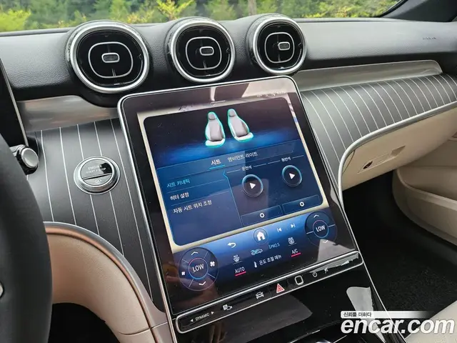 Mercedes-Benz C-Class 2024 2.0 автомат (гидро), миниатюра 12