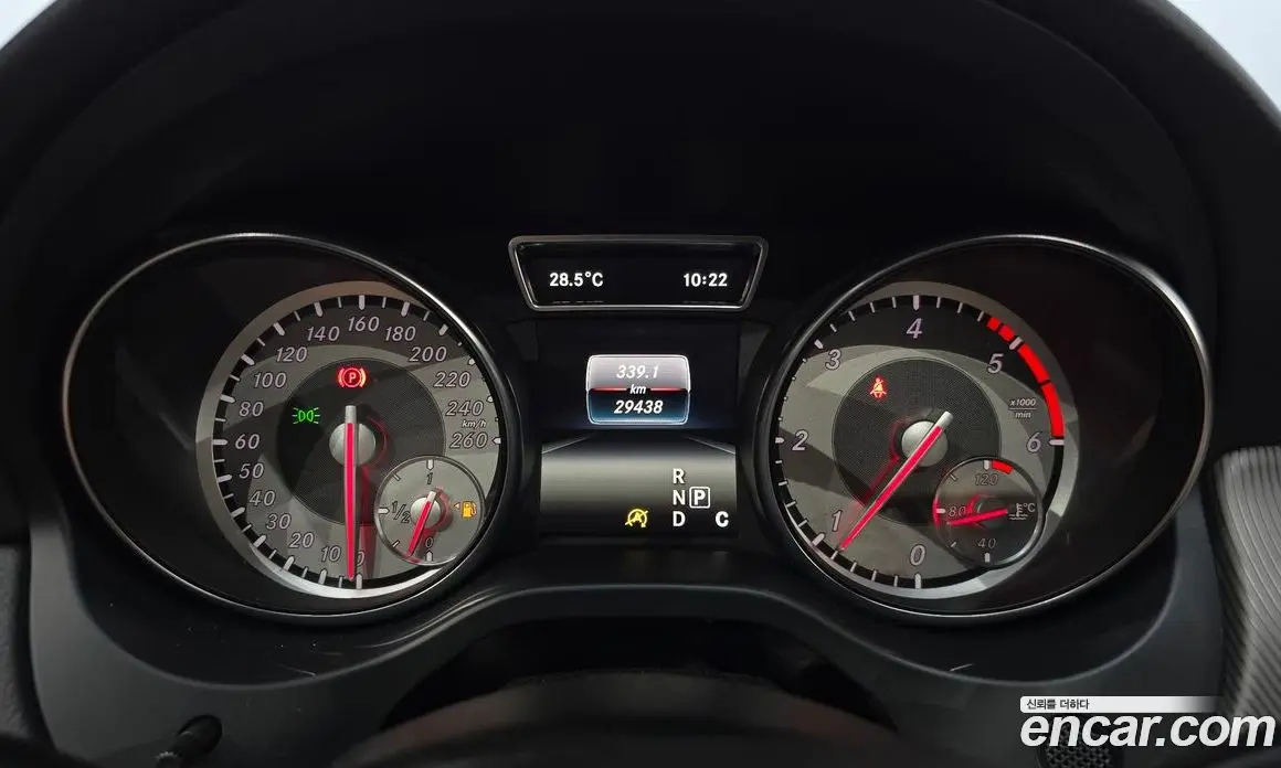 Mercedes-Benz CLA-Class 2016 2.1 автомат (гидро), фото 10