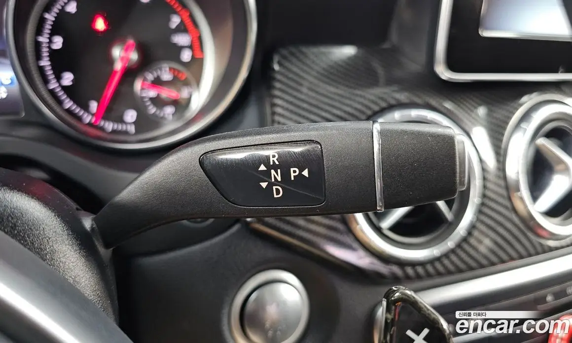 Mercedes-Benz CLA-Class 2018 2.0 автомат (гидро), фото 9 Mercedes-Benz CLA-Class 2018 2.0 автомат (гидро), фото 9