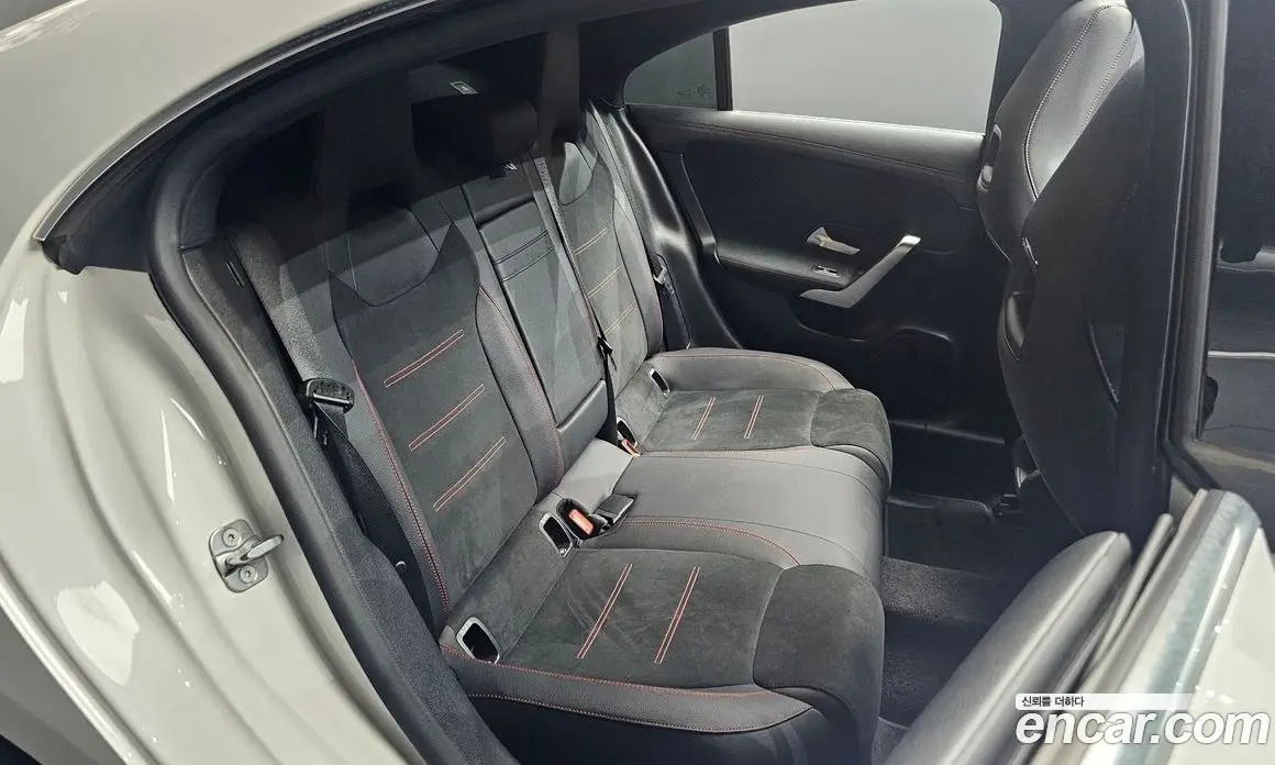Mercedes-Benz CLA-Class 2023 2.0 автомат (гидро), фото 17