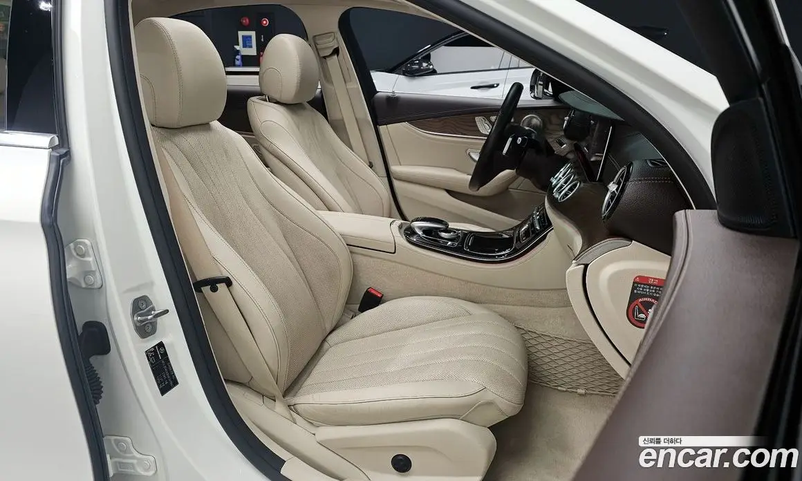 Mercedes-Benz E-Class 2017 2.0 автомат (гидро), фото 10